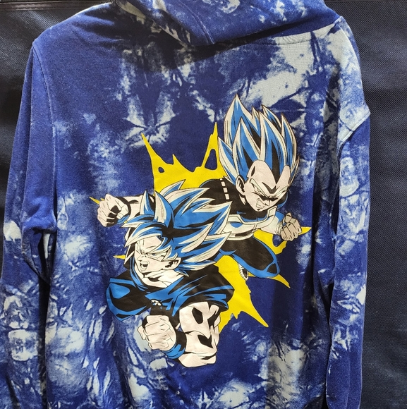 Dragon Ball Z Hoodie - Picture 3 of 3